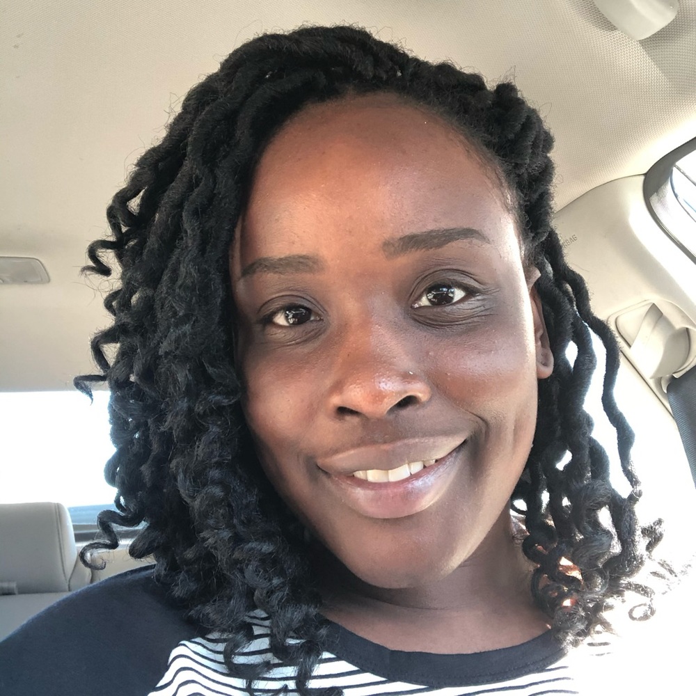 Meet your Posher, Deidra